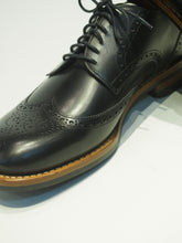 画像をギャラリービューアに読み込む, Jalan Sriwijaya "PN02 メダリオンシューズ”