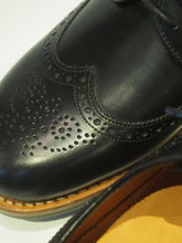 画像をギャラリービューアに読み込む, Jalan Sriwijaya "PN02 メダリオンシューズ”