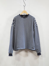 画像をギャラリービューアに読み込む, AUDIENCE "クルーネック クロップド 長袖Tシャツ NAVY/GREY ボーダー"