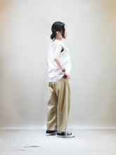 画像をギャラリービューアに読み込む, SETTO × toulouse "2タック ワイドテーパードチノパンツ BEIGE"