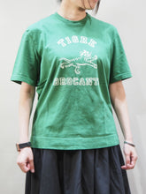画像をギャラリービューアに読み込む, TIGRE BROCANTE "プリント Tシャツ GREEN"