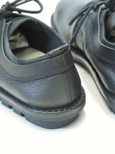 画像をギャラリービューアに読み込む, TRIPPEN "BORDER MEN (鹿革)"