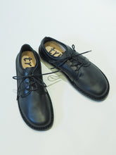 画像をギャラリービューアに読み込む, TRIPPEN "BORDER WOMEN (鹿革) "