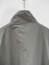 画像をギャラリービューアに読み込む, AUDIENCE "コットンナイロン高密度ポプリン M-90 スタンドモッズコート OLIVE"