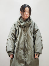画像をギャラリービューアに読み込む, kha:ki "NEW TYPE-65 COAT"
