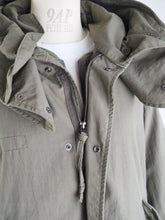 画像をギャラリービューアに読み込む, kha:ki "NEW TYPE-65 COAT"