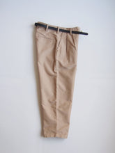 画像をギャラリービューアに読み込む, setto × toulouse "モールスキン 2タック ワイドパンツ BEIGE"