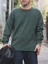 画像をギャラリービューアに読み込む, John Tulloch "シェットランドラムウール クルーネックセーター HOLLY "