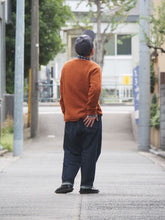 画像をギャラリービューアに読み込む, John Tulloch "シェットランドラムウール クルーネックセーター EMBER "