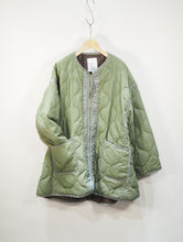 画像をギャラリービューアに読み込む, KHA:KI "MIL QUILT ZIP UP JACKET OLIVE"