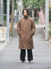 画像をギャラリービューアに読み込む, AUDIENCE "60/40クロス 中綿ステンカラーコート CAMEL BROWN"