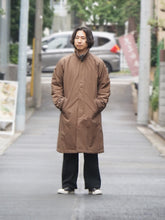 画像をギャラリービューアに読み込む, AUDIENCE "60/40クロス 中綿ステンカラーコート CAMEL BROWN"