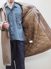 画像をギャラリービューアに読み込む, AUDIENCE "60/40クロス 中綿ステンカラーコート CAMEL BROWN"