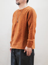 画像をギャラリービューアに読み込む, John Tulloch "シェットランドラムウール クルーネックセーター EMBER "