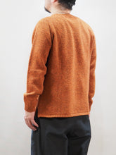画像をギャラリービューアに読み込む, John Tulloch "シェットランドラムウール クルーネックセーター EMBER "