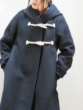 画像をギャラリービューアに読み込む, mizuiro ind "ウールメルトン Aライン フード付きコート BLACK"