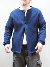 画像をギャラリービューアに読み込む, AUDIENCE "ストライプキルト ノーカラースナップジャケット NAVY"