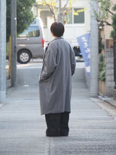 画像をギャラリービューアに読み込む, mizuiro ind "スタンドカラーロングコート CHARCOAL"