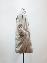 画像をギャラリービューアに読み込む, miffew "NO COLLAR DOWN COAT BEIGE"