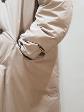 画像をギャラリービューアに読み込む, miffew "FOODED LONG DOWN COAT BEIGE"