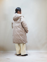 画像をギャラリービューアに読み込む, miffew "FOODED LONG DOWN COAT BEIGE"