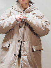 画像をギャラリービューアに読み込む, miffew "FOODED LONG DOWN COAT BEIGE"