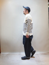 画像をギャラリービューアに読み込む, JAMES CHARLOTTE "ガンジーセーター NATURAL/NAVY”