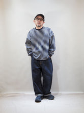 画像をギャラリービューアに読み込む, AUDIENCE "クルーネック クロップド 長袖Tシャツ NAVY/GREY ボーダー"
