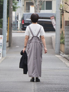 KHA:KI "V NECK JUMPER DRESS"