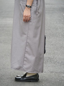 KHA:KI "V NECK JUMPER DRESS"