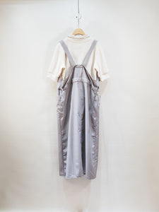KHA:KI "V NECK JUMPER DRESS"