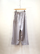 画像をギャラリービューアに読み込む, KHA:KI &quot;WIDE UTILITY PANTS&quot;
