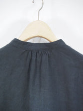 画像をギャラリービューアに読み込む, ORDINARY FITS "リネン ワークプルオーバーシャツ BLACK"
