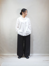 画像をギャラリービューアに読み込む, mizuiro ind &quot;ギャザースタンドカラーシャツ&quot;
