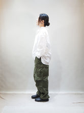 画像をギャラリービューアに読み込む, mizuiro ind &quot;ギャザースタンドカラーシャツ&quot;
