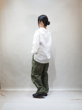 画像をギャラリービューアに読み込む, mizuiro ind &quot;ギャザースタンドカラーシャツ&quot;
