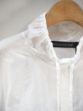 画像をギャラリービューアに読み込む, mizuiro ind &quot;ギャザースタンドカラーシャツ&quot;

