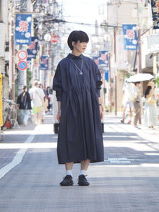 mizuiro ind "ラウンドカラー フロントフライ ギャザーワンピース NAVY"
