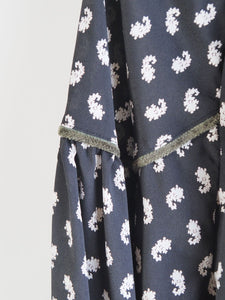 WHYTO "VINTAGE FLOWER DERSS BLACK"