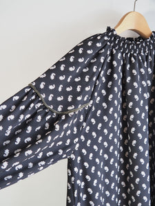 WHYTO "VINTAGE FLOWER DERSS BLACK"