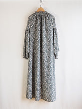画像をギャラリービューアに読み込む, WHYTO &quot;VINTAGE FLOWER DERSS GREEN&quot;
