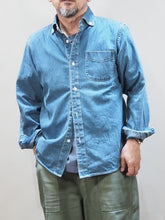 画像をギャラリービューアに読み込む, BARNS OUTFITTERS "8ozデニム ボタンダウンシャツ Lt INDIGO"
