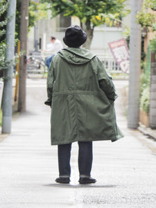 SAGE DE CRET "バックサテン ミリタリーフーデッドコート OLIVE"