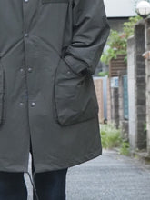 画像をギャラリービューアに読み込む, AUDIENCE &quot;コットンナイロン高密度ポプリン M-90 スタンドモッズコート OLIVE&quot;
