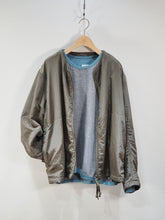 画像をギャラリービューアに読み込む, dip &quot;ナイロン ノーカラージャケット OLIVE&quot;
