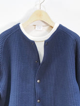 画像をギャラリービューアに読み込む, AUDIENCE &quot;ストライプキルト ノーカラースナップジャケット NAVY&quot;
