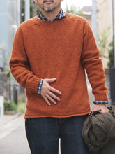 画像をギャラリービューアに読み込む, John Tulloch &quot;シェットランドラムウール クルーネックセーター EMBER &quot;
