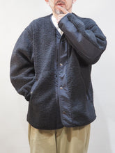 画像をギャラリービューアに読み込む, BARNS OUTFITTERS &quot;ユーティリティ ボア カーディガン BLACK&quot;
