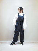 画像をギャラリービューアに読み込む, NOUVELLES DU PARADIS &quot;コットンバーバリー サロペット NAVY&quot;
